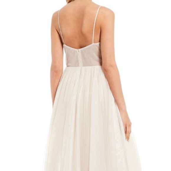 Gianni Bini Ivory Lace Prom Dress Size 3 - Picture 8 of 8